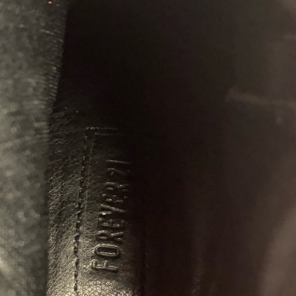 Forever 21 heel’s mid ankle bootie size 5.5 - Picture 8 of 9